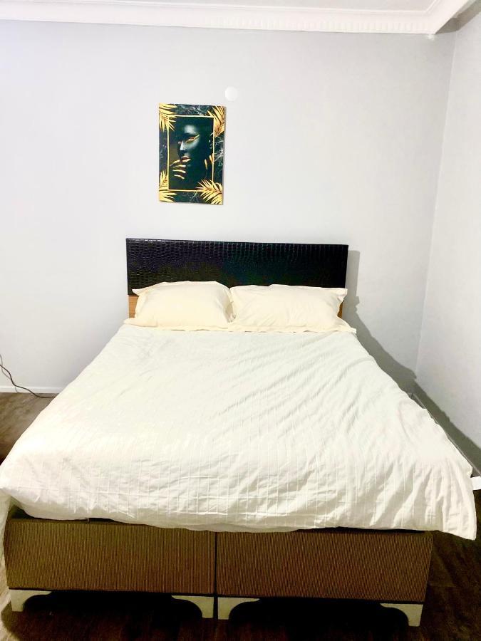 Triplex House Near The Airport Apartment Arnavutkoy Ngoại thất bức ảnh