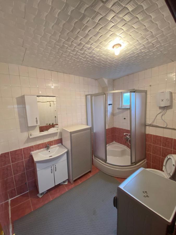 Triplex House Near The Airport Apartment Arnavutkoy Ngoại thất bức ảnh
